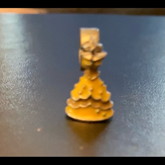 Disney Belle’s dress from Beauty and the Beast charm for charm bracelet - Picture 3 of 4